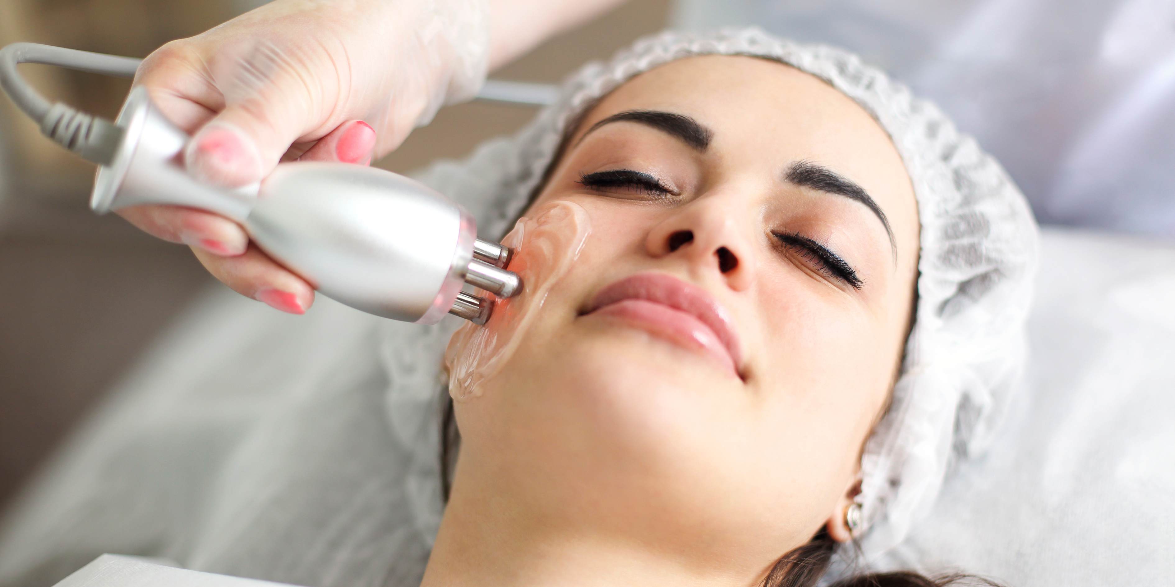 Tratamiento de radiofrecuencia para rejuvenecimiento facial